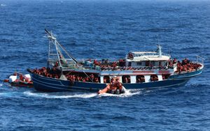 U međunarodnim vodama blizu Malte spašeno preko 400 migranata