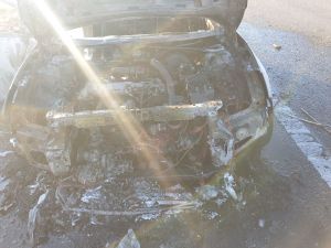 DOVRŠEN OČEVID Vozila dvojice policajaca na Cresu namjerno zapaljena