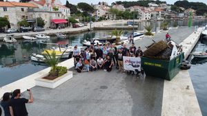 SUMARTINSKA ŠKOVACERA '23. - U eko akciji očišćeno podmorje i posađeno ukrasno bilje