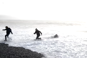 VIDEO "Kako se ponašati glupo na Islandu"