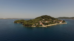 OŠLJAK Jedan od najmanjih nastanjenih otoka u Hrvatskoj