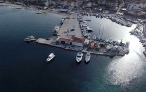 POBUNA NA JADRANU Kaići zapeli u raljama birokracije