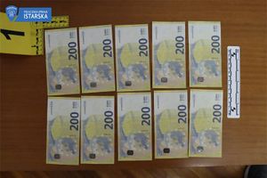 U automat klubu kockao s lažnim eurima