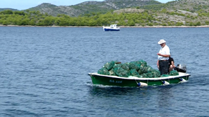 Kako koćari sudjeluju u čišćenju morskog dna od otpada?