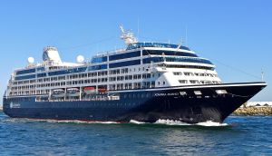 U Dubrovnik stigao kruzer pun svingera - Uskoro stiže i u Šibenik