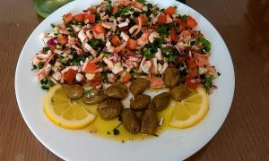 MUZGAVCI NA SALATU Jednostavni domaći recepti