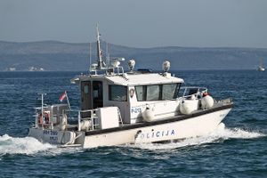 Pomorska policija u splitskom akvatoriju četvoricu uhvatila u nedozvoljenom glisiranju