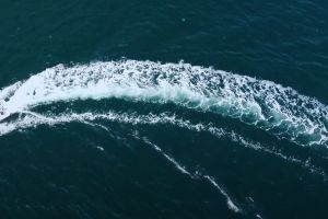 Muškarac kod Hvara pao u more, a gliser nekontrolirano kružio oko njega