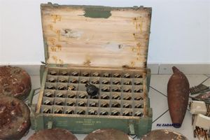 U kući muškarca kod Biograda, pronašla arsenal bombi i protutenkovskih mina