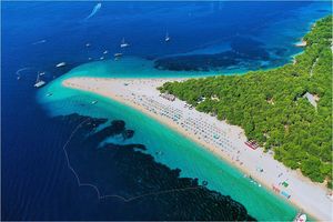 DOZNAJEMO Zlatni rat i ostala zaštićena područja neće se oduzimati lokalnoj upravi!
