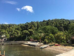 More ispred plaže u Stonu zbog govana u moru onečišćeno bakterijom Escherichia coli!
