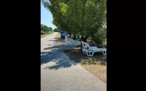 Ilegalno "rezerviran" čitav obalni pojas u Turnju