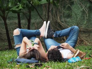 U Crnoj Gori i ove godine oborili rekord u lijenosti - Nagrada za izležavanja 1000 eura