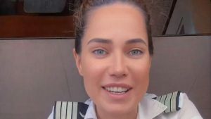 Stjuardesa na jahti se pohvalila napojnicom: "Od tog novca kupila sam auto, živio on meni sto godina!"