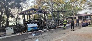 Noćas u Kostreni u potpunosti izgorio Sunset beach bar - U tijeku je očevid