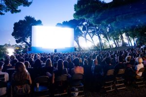 Kino Mediteran filmove će i zimi prikazivati na Braču, Hvaru, Visu i Lastovu