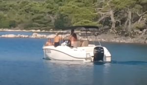 DOZNAJEMO Zadarska policija nakon dvomjesečne istrage doznala tko je gologuzi "branitelj" s Molata