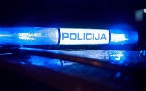 PUCNJAVA U SOLINU Jedna osoba ozlijeđena od vatrenog oružja!