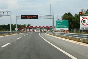 Talijan ipsilonom jurio 180 km na sat