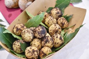 ZEMLJA GURMANIJA Antička delicija - Globi okruglice