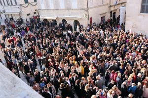 Kolenda u Gradu: "Na dobro Vam došao Badnji dan!"