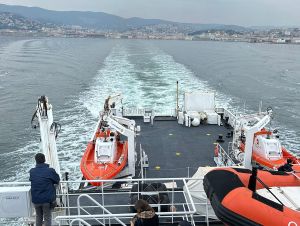 Vježba službi za reagiranje u kojoj je simuliran sudar između tankera i "Ro-Ro" broda te se iz tankera izlilo 10 tona mazuta