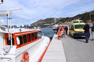 Ministarstvo mora potvrdilo ozljedu zaposlenika Lučke kapetanije Dubrovnik: "Točno je da je na brodici ozlijedio koljeno!"
