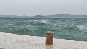 Novogodišnja noć iznadprosječno topla s južinom, a ponegdje i kišom