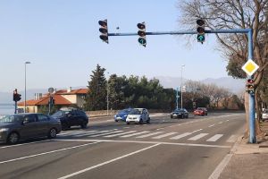Rijeka dobila šest pametnih semafora povezanih s Gradskim prometnim centrom