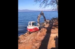 Bageri na pomorskom dobru u Njivicama - Što rade?