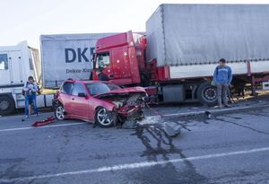 PROMETNA NA A1 Sudar teretnog i osobnog automobila između čvora Split i Bisko