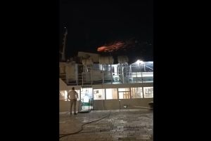 Ovako su frcale Iskre iz dimnjaka Jadrolinijine Postire