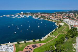 Nastavljaju se radovi uređenja umaške rive