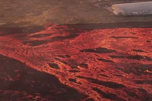 Na Islandu opet izvanredno stanje - Vulkan ponovno izbacuje lavu