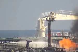 Hutisti su izgleda raketirali  "prijateljski" kineski tanker!