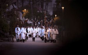 Vozači s otoka Hvara, pripazite noćas na hodočasnike!