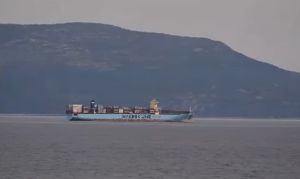 VIDEO Brod Maersk Huacho stigao do Rapca, okrenuo se i otplovio prema otvorenom moru