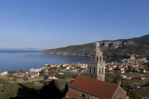 Na Visu se okupljaju umjetnici iz cijeloga svijeta!