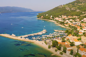 Sajam cvijeća u Orebiću