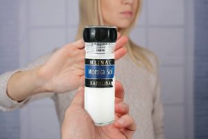OPREZ! U još jednom proizvodu morske soli opet pronađeni komadići plastike