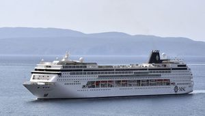 Kruzer MSC Armonia uplovio u riječku luku