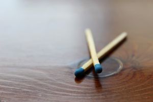 Dvojac priveden zbog izazivanja požara u Crikvenici