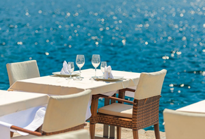 VEĆA PRIMANJA Stigao je novi kolektivni ugovor u ugostiteljstvu - evo i koliko rastu plaće!