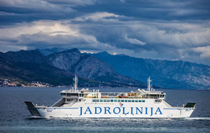 Na brodovima Jadrolinije radilo više stranih radnika - zakupci ugostiteljskih objekata kršili Zakon?!