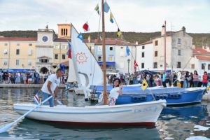 Dani creske pomorske baštine i tradicije - Započeo 6. Creski kaić