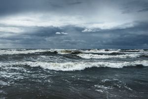 Nestabilno s kišom i povremenim neverama