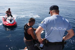 Splitska pomorska policija u protekla dva dana sankcionirala devet „glisiranja“