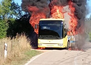 Vatra progutala autobus u općini Seget!