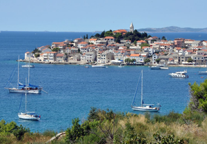 Dijete u Primoštenu palo s romobila i teško se ozlijedilo!