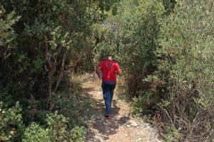 ISCRPLJENI I BEZ VODE Dvoje turista spašeno sa sv. Ilije iznad Orebića!